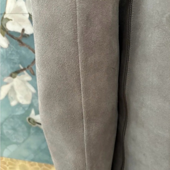 BCBG Tall Suede Leather Boots Wedge Heel Gray - Size 6 - NWOT - Picture 9 of 9